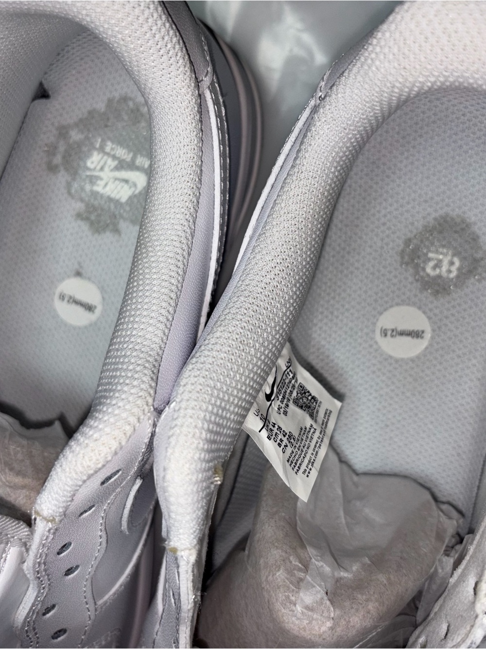 Air Force 1 - Picture 5 of 7